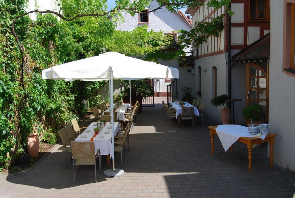 Landhotel St. Gereon Nackenheim Esterno foto