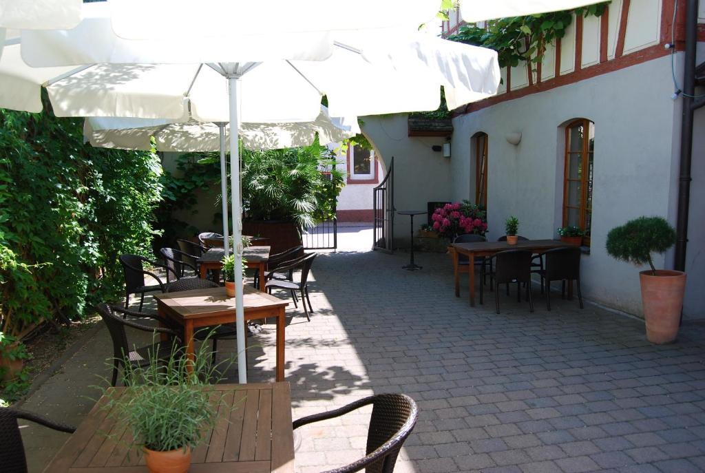 Landhotel St. Gereon Nackenheim Esterno foto